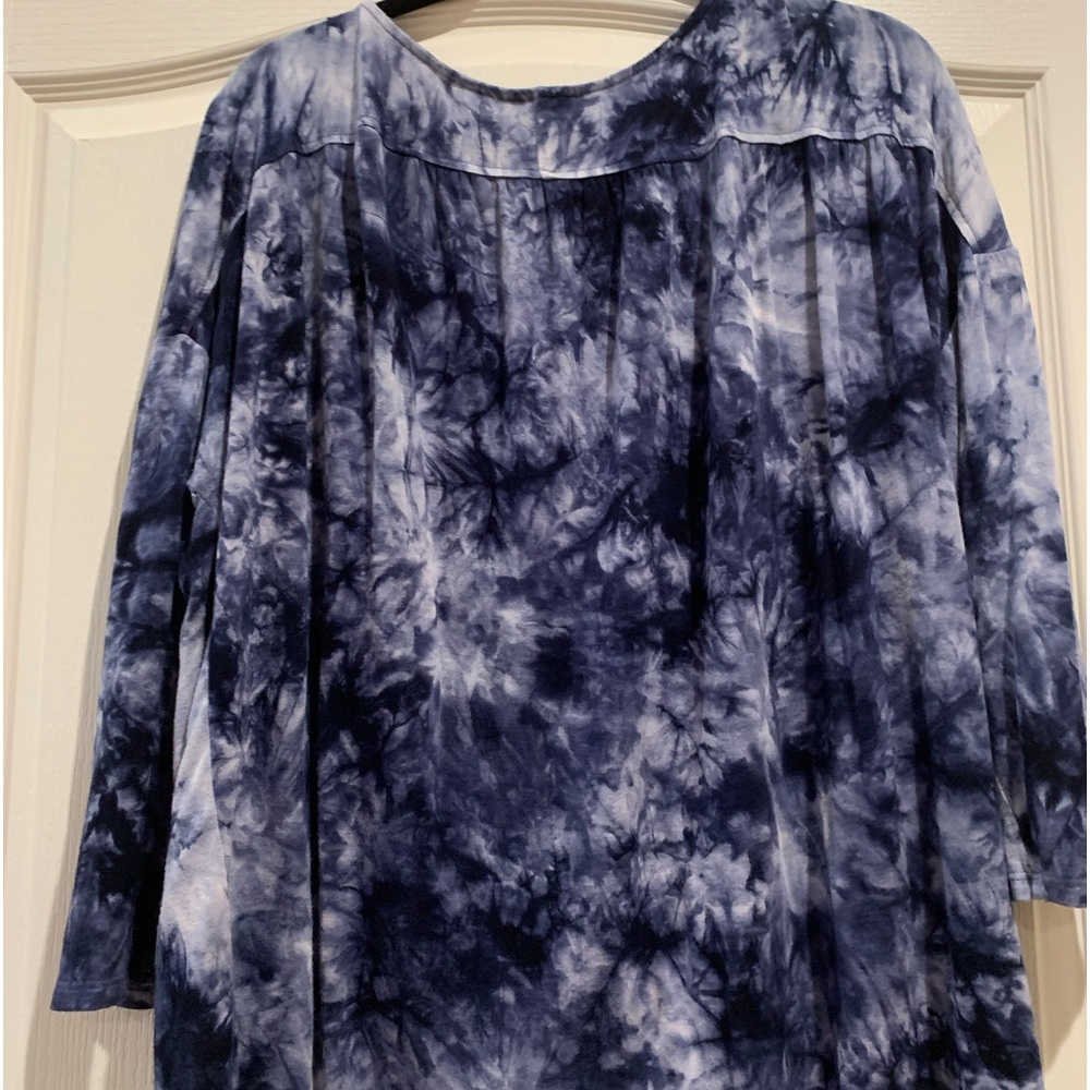 Cute New Direction top size XL